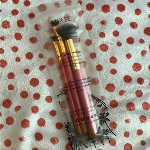 Luxie Summer Daze Brush Set